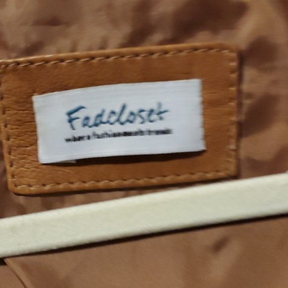 Leather jacket - Picture 2 of 4